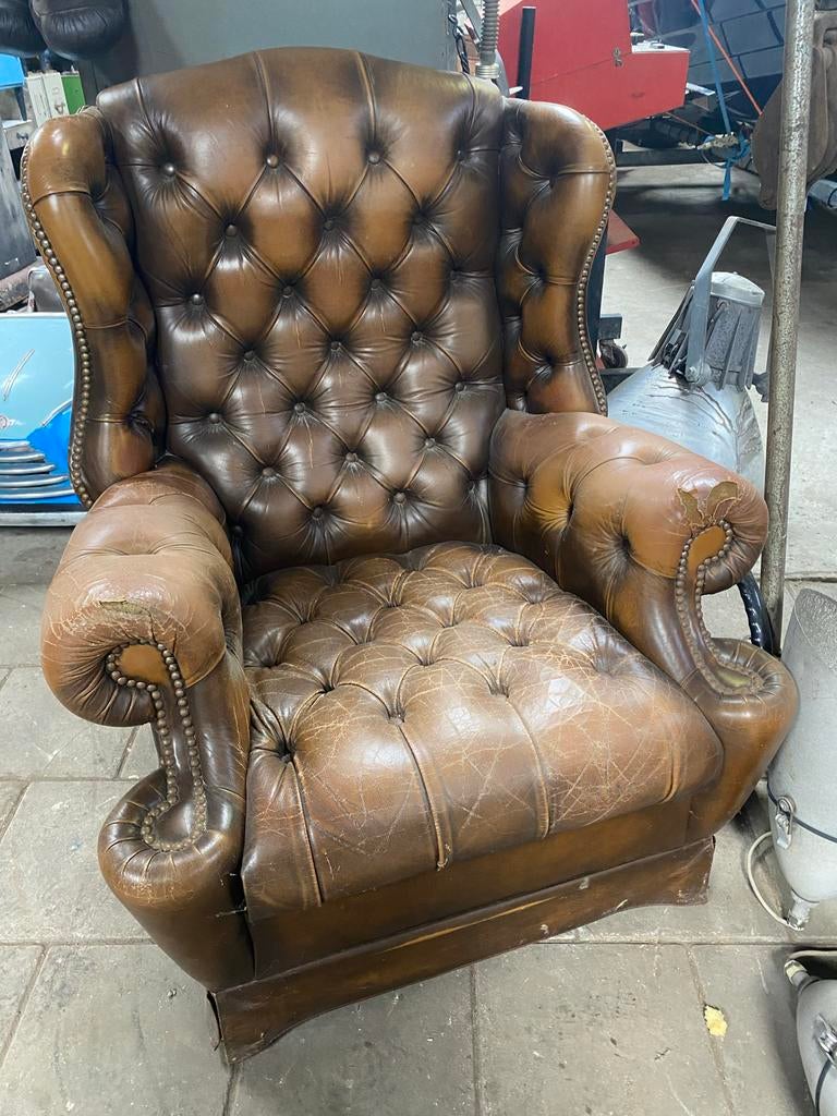 Vintage stoere Chesterfield oorfauteuil zetel, Ophalen, Gebruikt, Leer, 75 tot 100 cm
