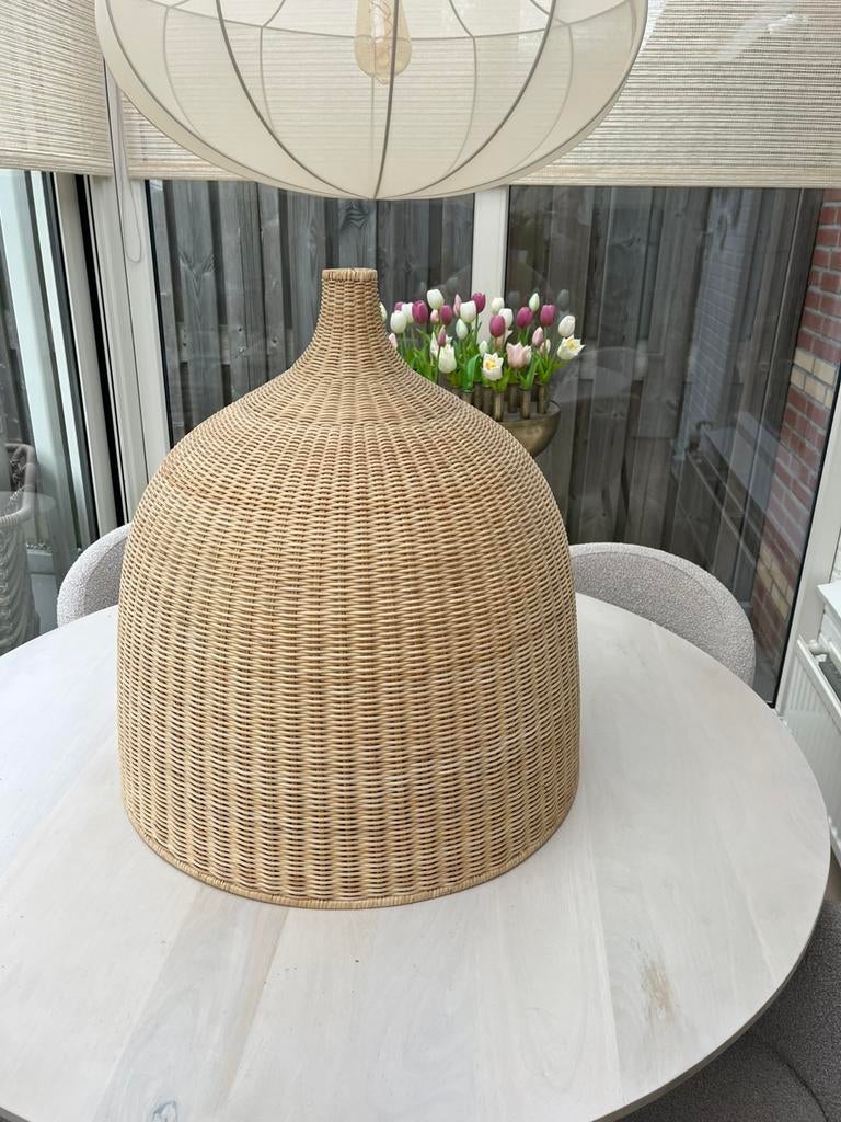 Mega grote rieten rotan lampekap, Ophalen, Zo goed als nieuw, Rond, 50 cm of meer