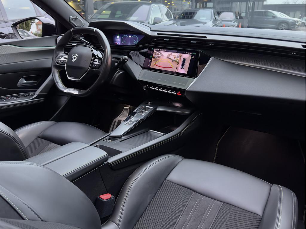 Peugeot 308 SW 1.2 AUT8 GT-PACK SL.37D.KM! PANODAK LEDER NAV, Gebruikt, 1199 cc, 3 cilinders, 131 pk