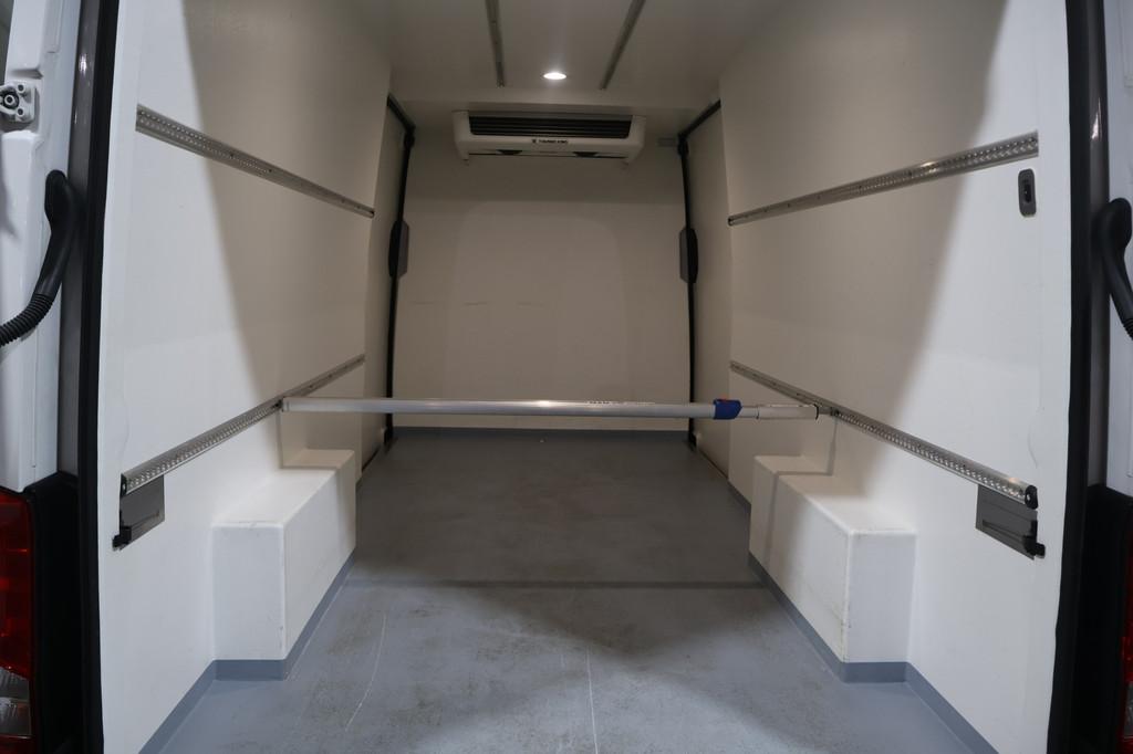 MAN TGE 35 2.0 140pk L4 H3 Koelwagen -10 Graden Dag en Nacht, Stof, Gebruikt, Euro 6, 4 cilinders