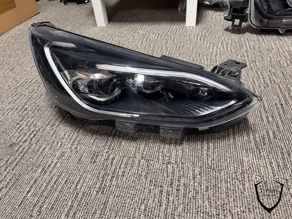 ford focus koplamp rechts jx7b13e016ae lamp