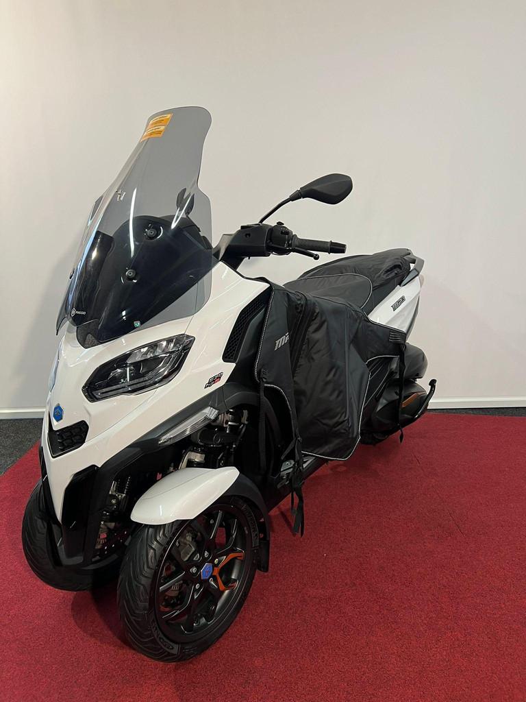Piaggio 530 MP3 HPE Exclusive Limited Edition - foto 3
