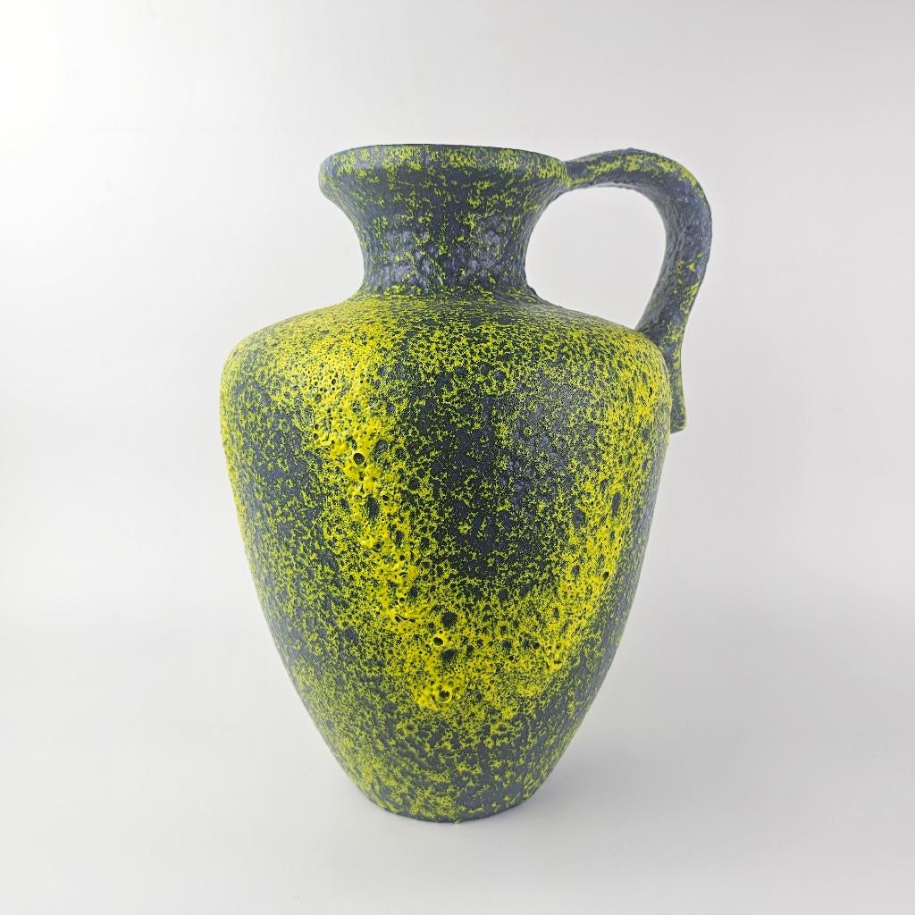 West-Duitse Fat Lava vaas Kreutz Keramik 205 lime groen, Ophalen of Verzenden