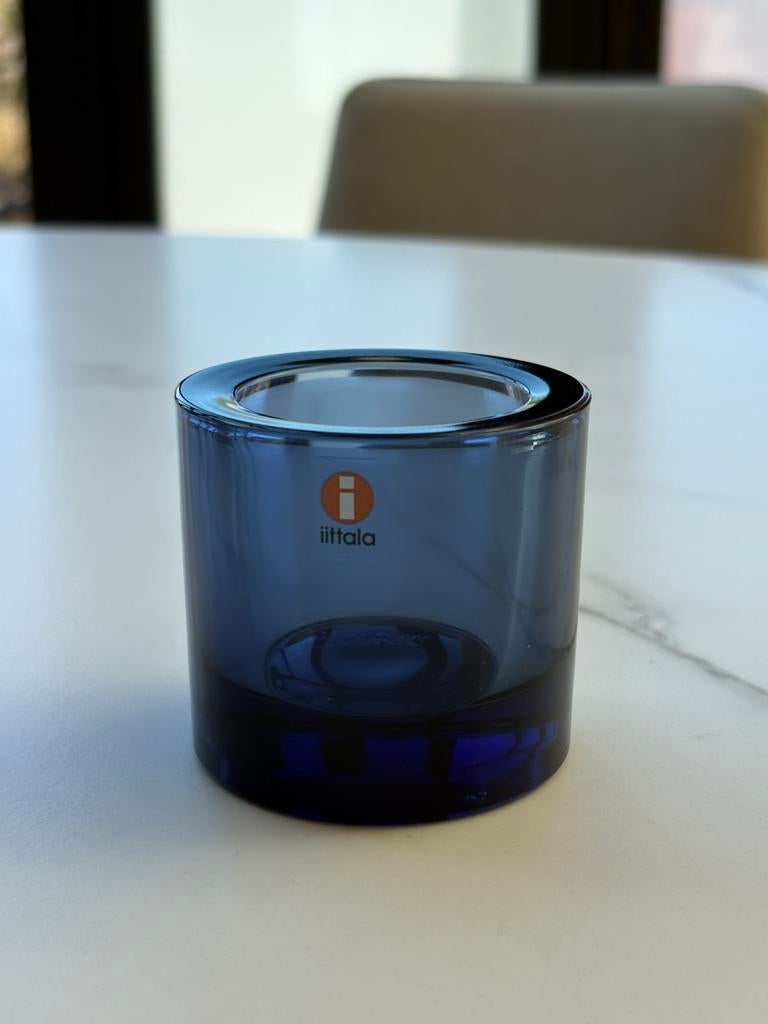 1x Iittala MariMekko Kivi sfeerlicht in blauw-paars, Overige materialen, Blauw, Ophalen of Verzenden, Zo goed als nieuw