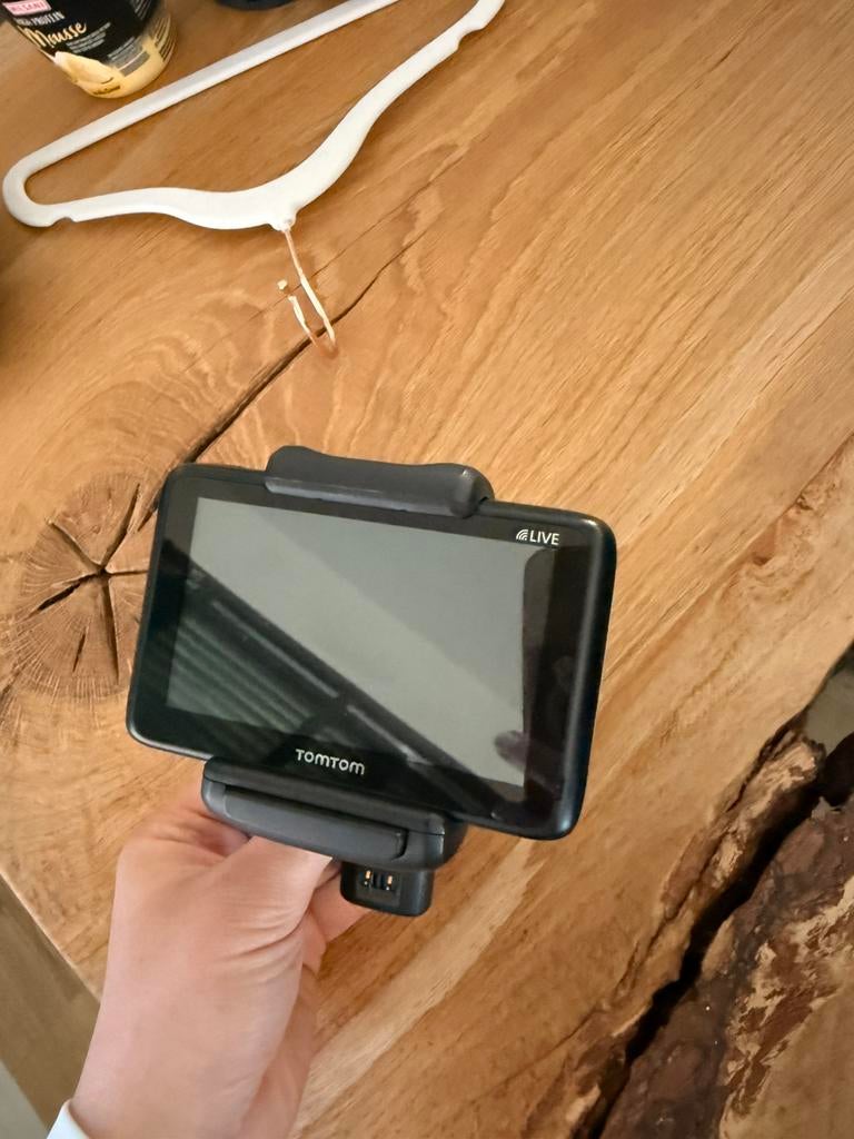 Tomtom, Motoren, Ophalen, Zo goed als nieuw