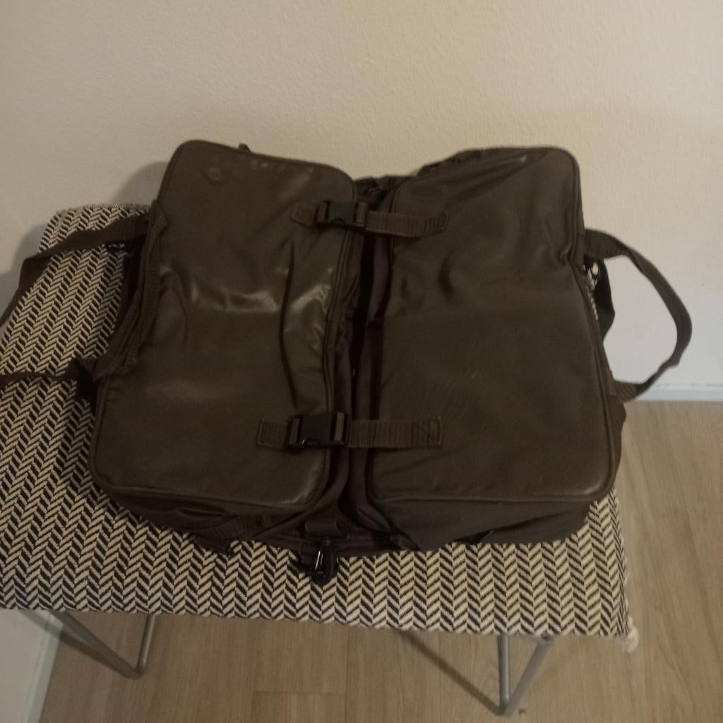 Nash tas voor onder je bed xxl, Watersport en Boten, Hengelsport | Karpervissen, Ophalen of Verzenden