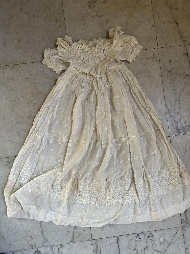 Doopjurkje uit 1897, Utrecht, kant, Antiek en Kunst, Antiek | Kleding en Accessoires, Ophalen of Verzenden, Kinderen
