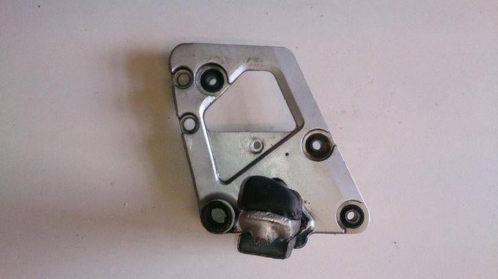 Suzuki GSX1100F schetsplaat voetsteun rechtsvoor GSX1100 gsx, Ophalen of Verzenden, Gebruikt