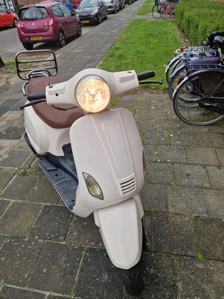 VX 50 Riva Scooter - Beige/Bruin, Fietsen en Brommers, Scooters | Overige merken, Gebruikt, Maximaal 45 km/u, Benzine, Ophalen of Verzenden