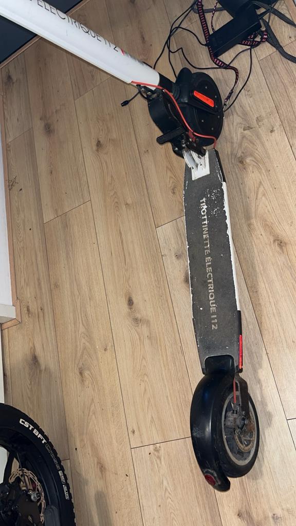 Elektrische step 25km, Fietsen en Brommers, Steps, Gebruikt, Elektrische step (E-scooter), Ophalen