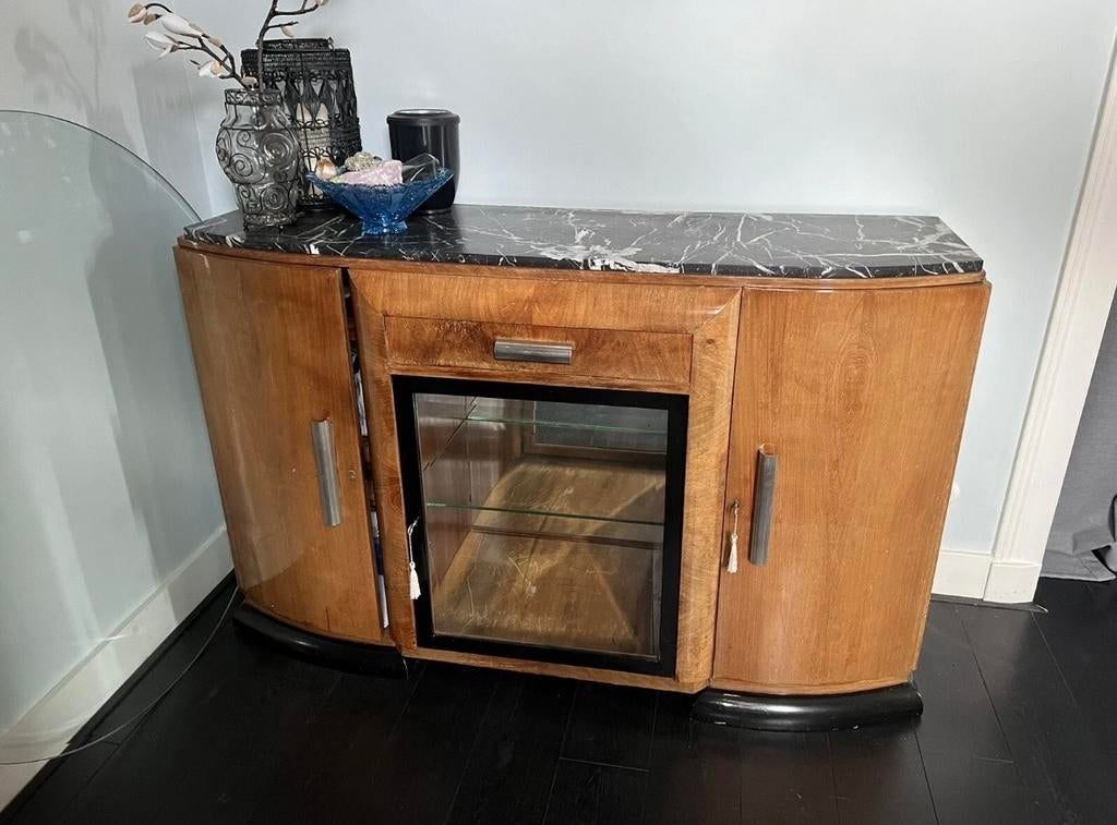 Elegant antiek dressoir met zwart-wit geaderd marmer blad, Ophalen