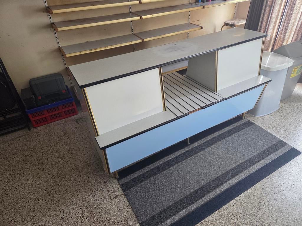 Vintage balie met opbergruimte en planken , toonbank., Ophalen, Gebruikt