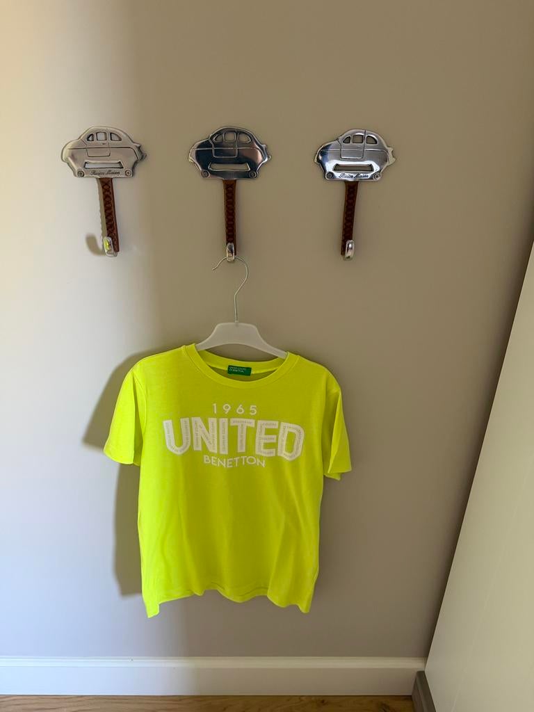 Shirt neon geel maat 140 Benetton, Ophalen, Zo goed als nieuw, Jongen, Shirt of Longsleeve