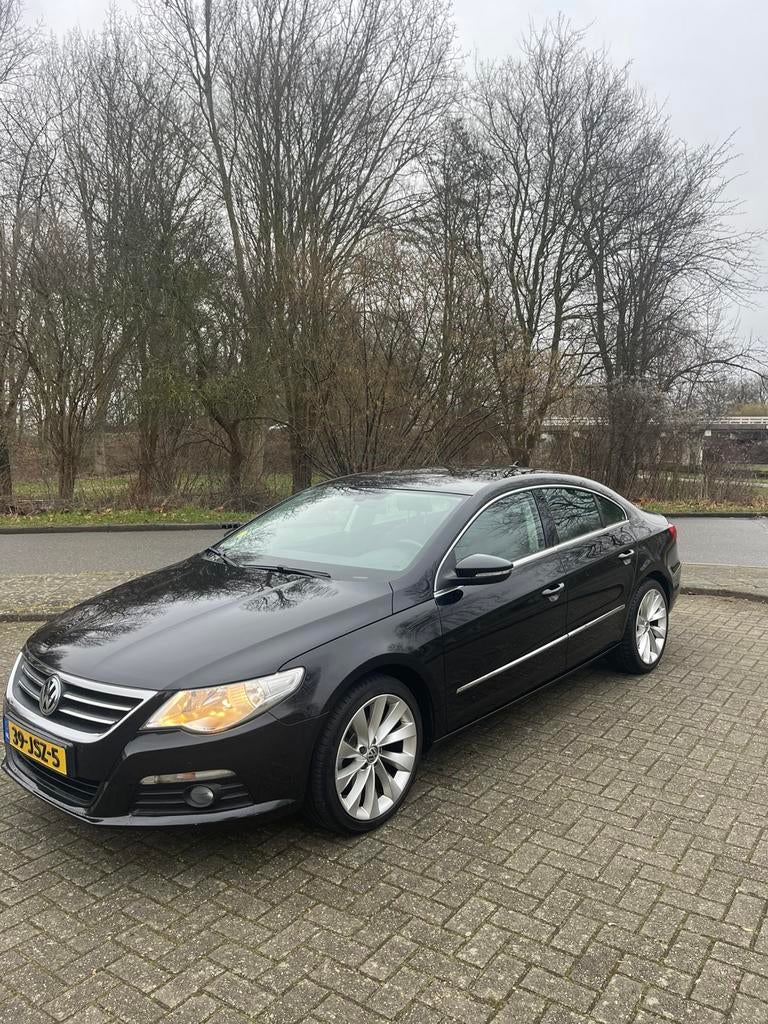 Volkswagen Passat 1.8 TSI 118KW CC AUT 2009 Zwart, Auto's, Volkswagen, Zwart, 4 cilinders, Zwart, 75 €/maand