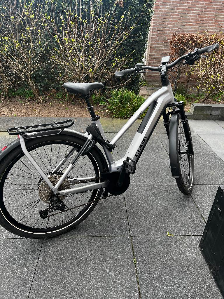 CUBE E-Bike, 53 tot 56 cm, Versnellingen, Zo goed als nieuw, Ophalen