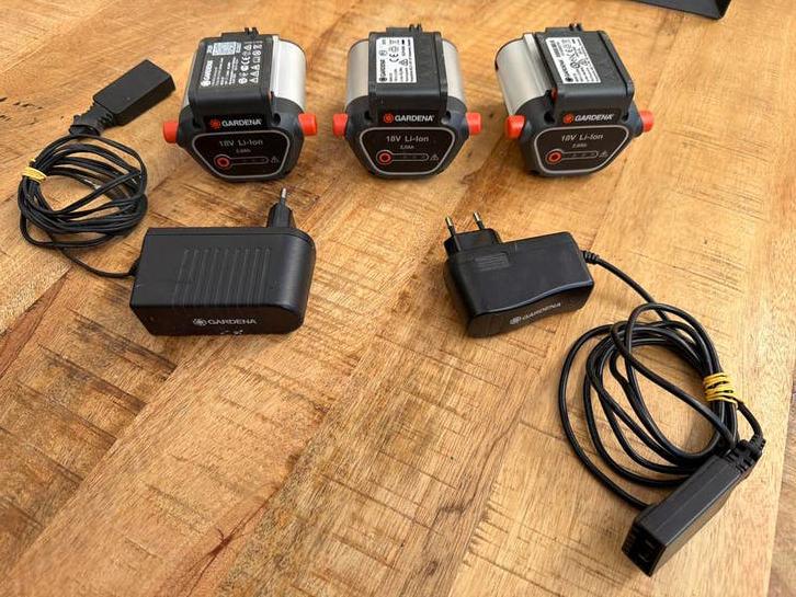 Gardena accu's en laders, Tuin en Terras, Ophalen of Verzenden, Gebruikt