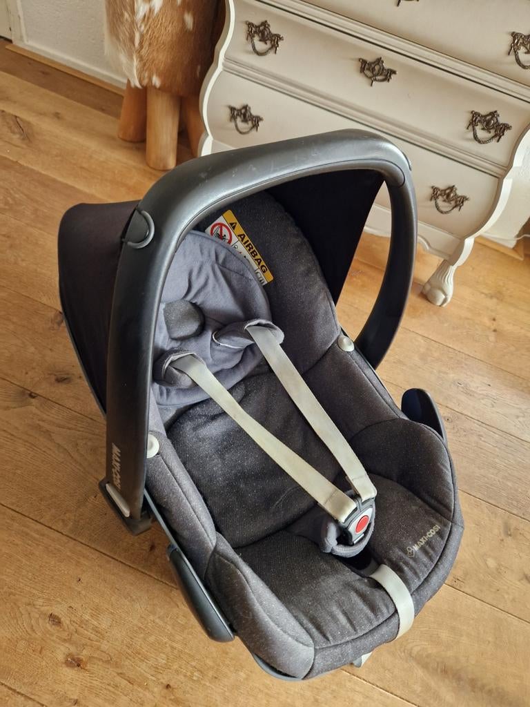 GRATIS Maxi-cosi Pebble autostoeltje, Kinderen en Baby's, Autostoeltjes, Ophalen of Verzenden, 0 t/m 13 kg, Maxi-Cosi, Gebruikt