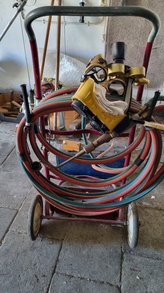 Autogeenlasapparaat met kar en slangen en lassnijkist, Ophalen, Gebruikt, 150 tot 250 ampère, Overige typen