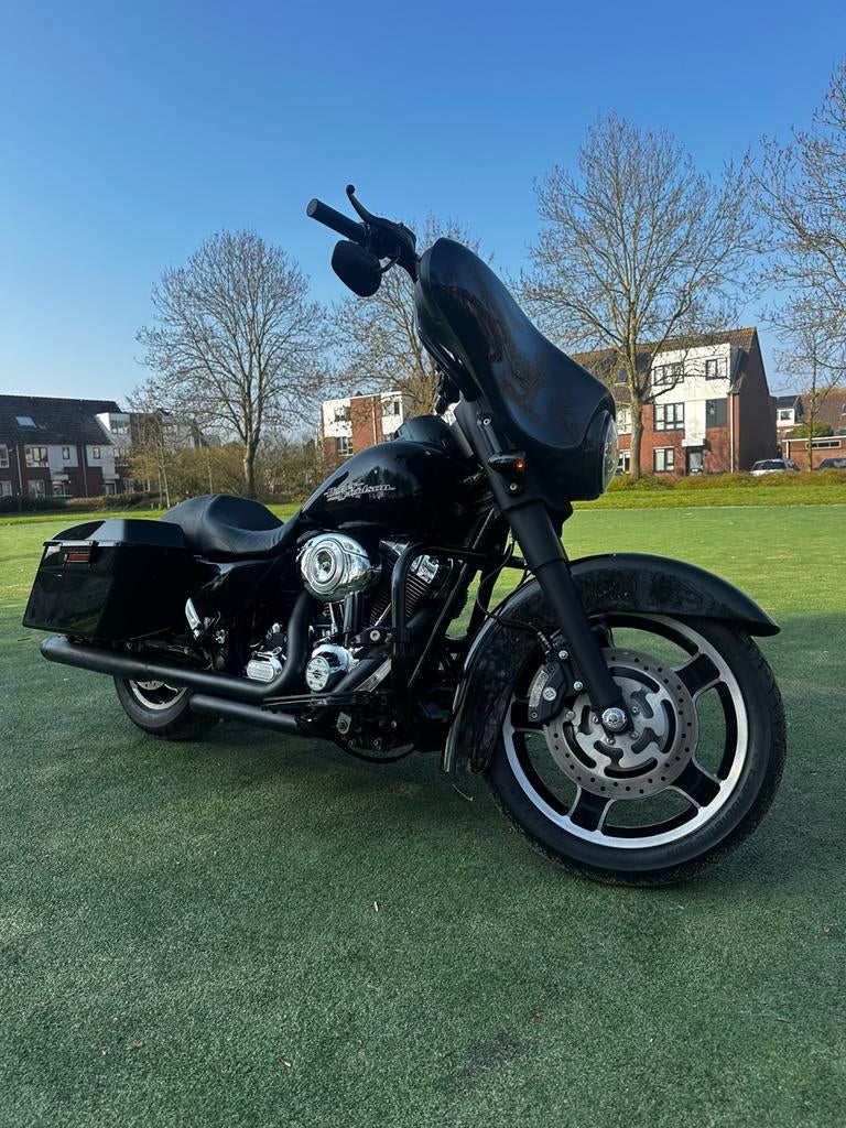 Harley Davidson Street Glide 2012!!, Motoren, Sportuitlaat, 2 cilinders, Particulier, Meer dan 35 kW