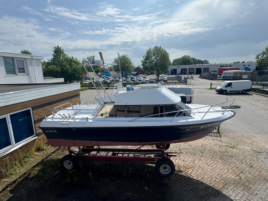Draco Flybridge 2500 visboot / motorboot met 200pk, Watersport en Boten, Motorboten en Motorjachten, Ophalen, Gebruikt, Diesel