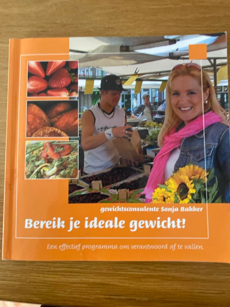 Bereik je ideale gewicht! - Sonja Bakker, Boeken, Ophalen of Verzenden, Gelezen, Dieet en Voeding
