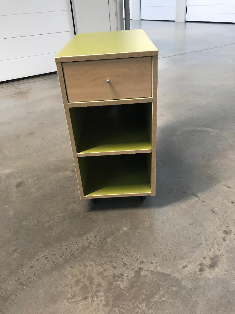 Verrijdbaar IKEA kastje grasgroen, Ophalen, 50 tot 100 cm, Minder dan 100 cm, 25 tot 50 cm