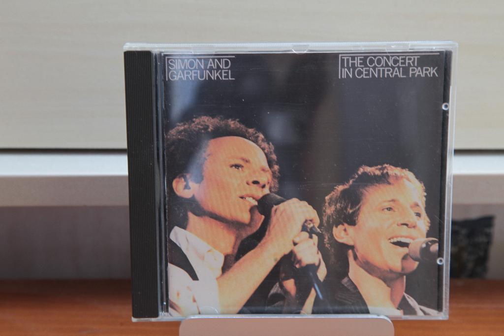 CD Simon & Garfunkel - Central Parc, Ophalen of Verzenden, Gebruikt, Poprock