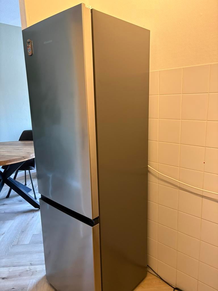 RVS Hisense koelvries combinatie RB329N4ACE, Ophalen, 200 liter of meer, Met aparte vriezer, 160 cm of meer