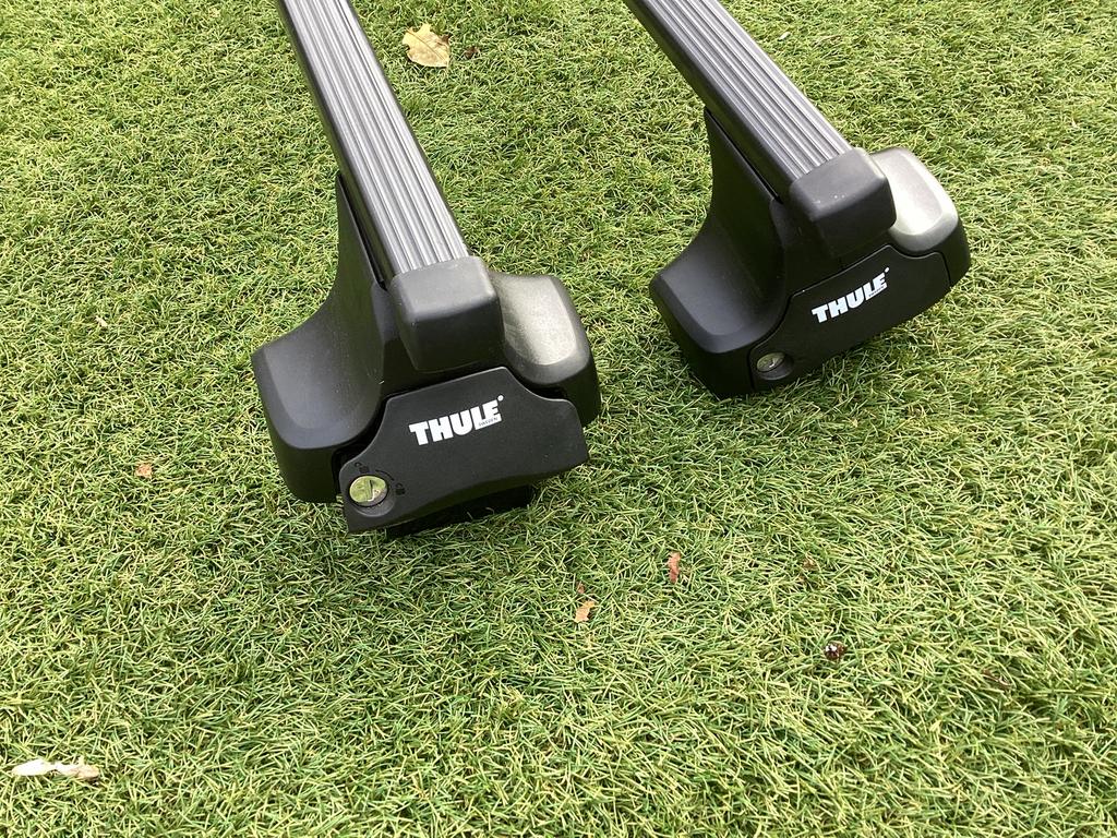 Thule dakdragers complete set, Ophalen, Zo goed als nieuw