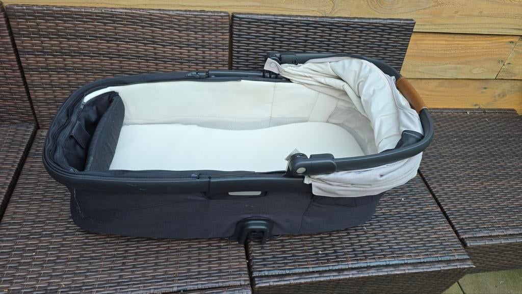 Nuna Demi Grow Reiswieg - Zo goed als nieuw, Zo goed als nieuw, Met reiswieg, Ophalen, Kinderwagen