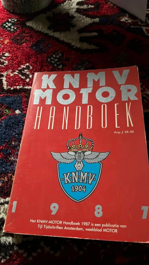 Knmv moter jaarboek 1987, Ophalen of Verzenden, Zo goed als nieuw