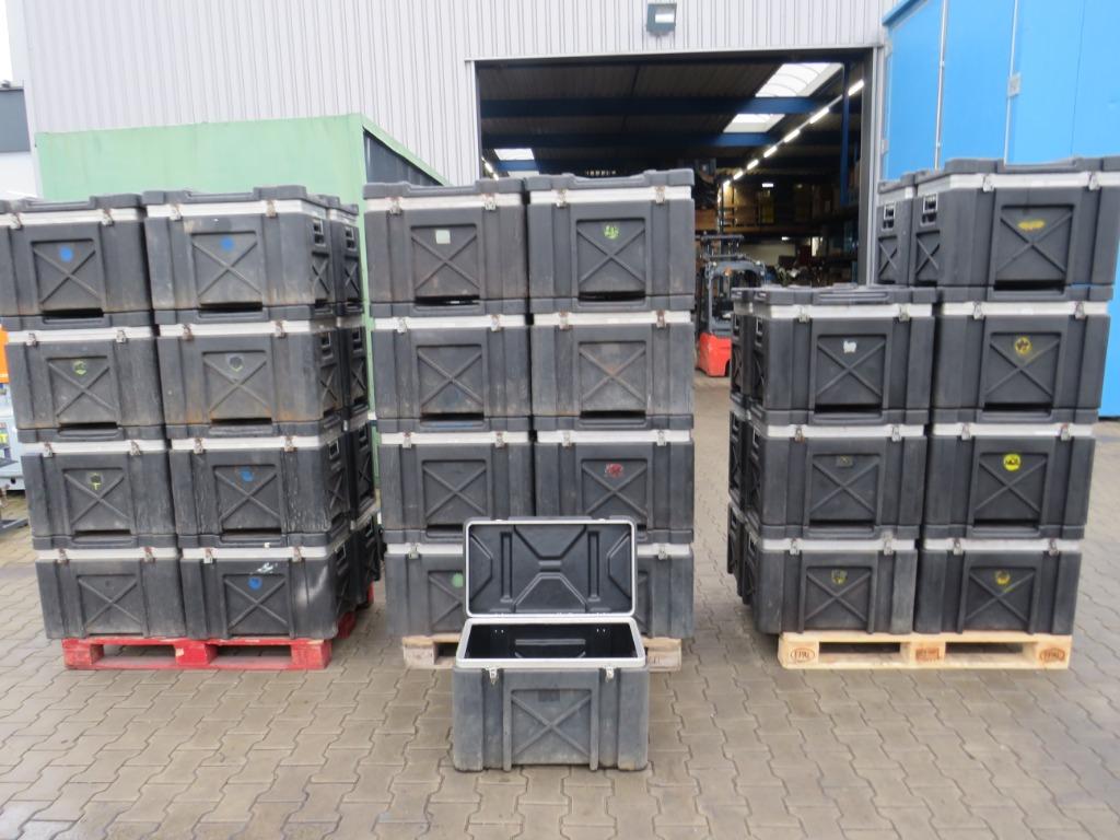 Transportkoffer met dubbele snelsluiting en handgrepen, Gebruikt, Toolbox, Zandhaarweg, Ophalen of Verzenden