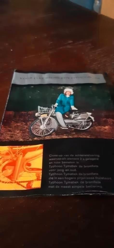 Beurs folder typhoon 1966, Ophalen of Verzenden