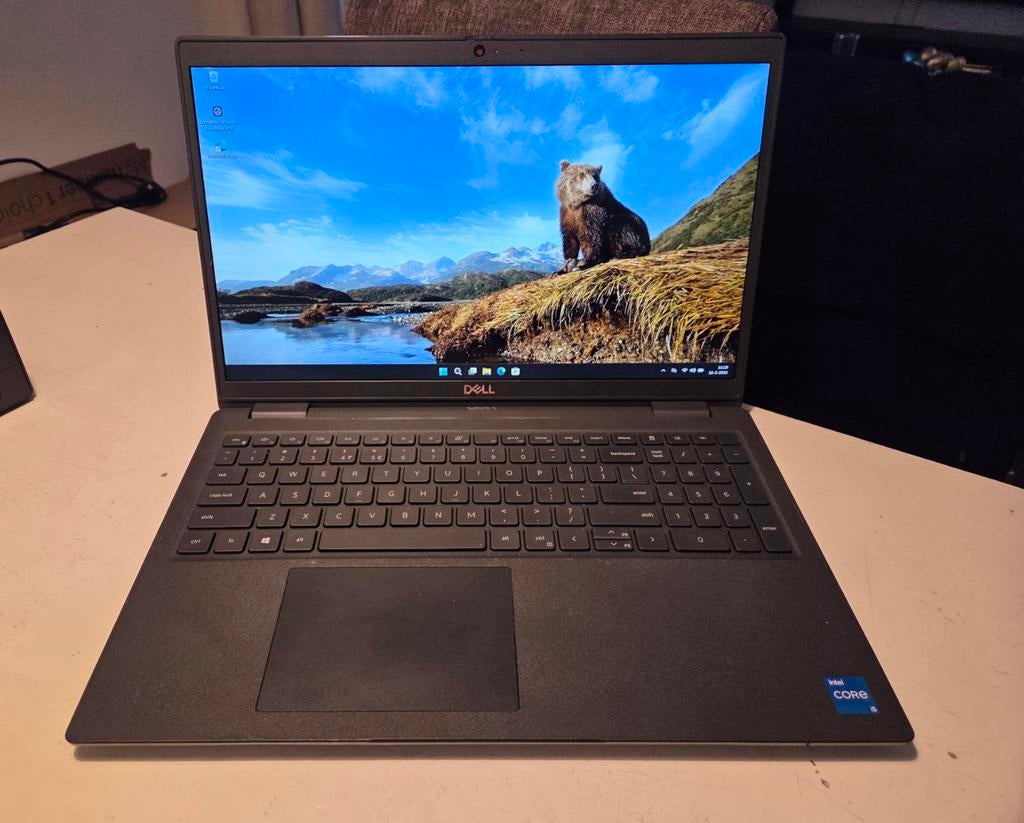 Dell latitude 3520 - i5 - 256 GB - 8 GB, 256 GB, 2 tot 3 Ghz, Qwerty, 8 GB