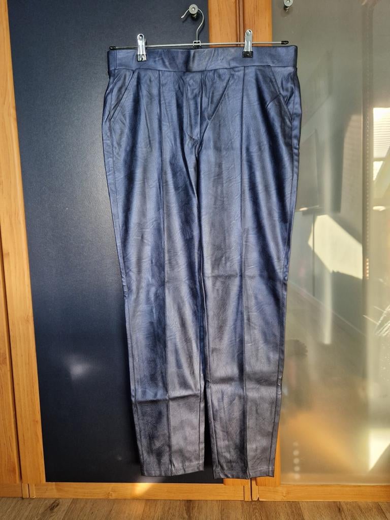 Studio Anneloes Fake Leather Broek - Nightblue, maat M, Kleding | Dames, Maat 38/40 (M), Studio Anneloes, Blauw, Nieuw