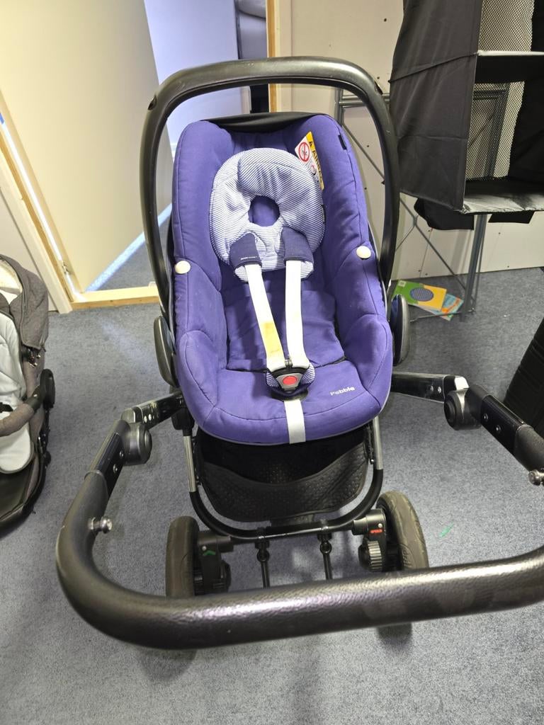 Maxi cosi family fix, Ophalen of Verzenden, Zo goed als nieuw, Isofix, 0 t/m 13 kg