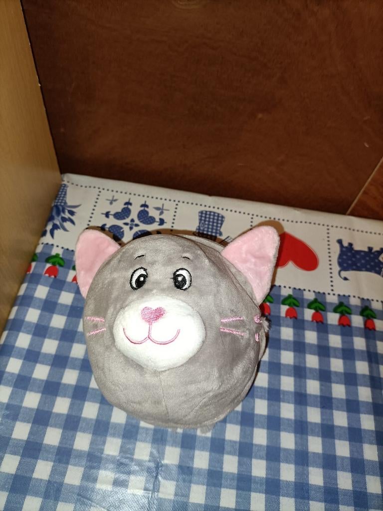 Zeeman twee kantige knuffel roze konijn en grijze poes, Ophalen of Verzenden