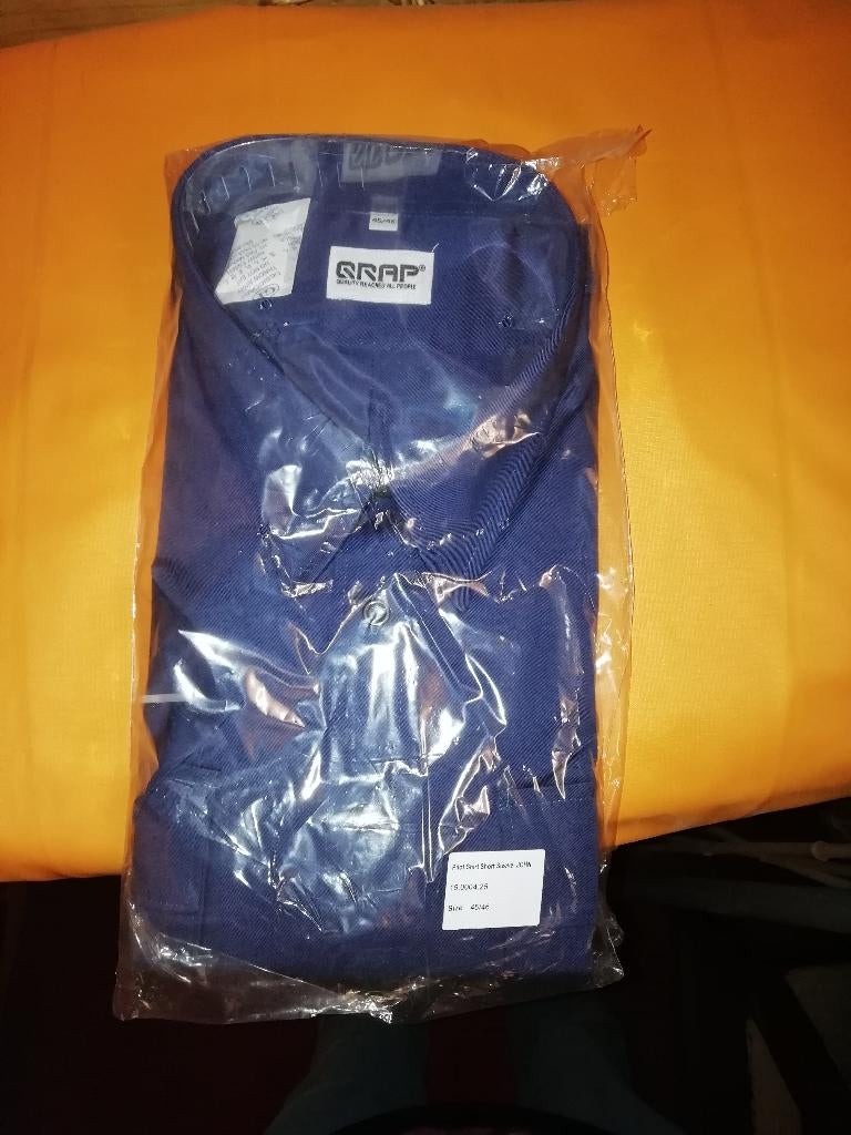 Nieuwe (werk)overhemden met korte mouw 45/46 - Nog 3 stuks!, QRAP, Blauw, Nieuw, Ophalen of Verzenden