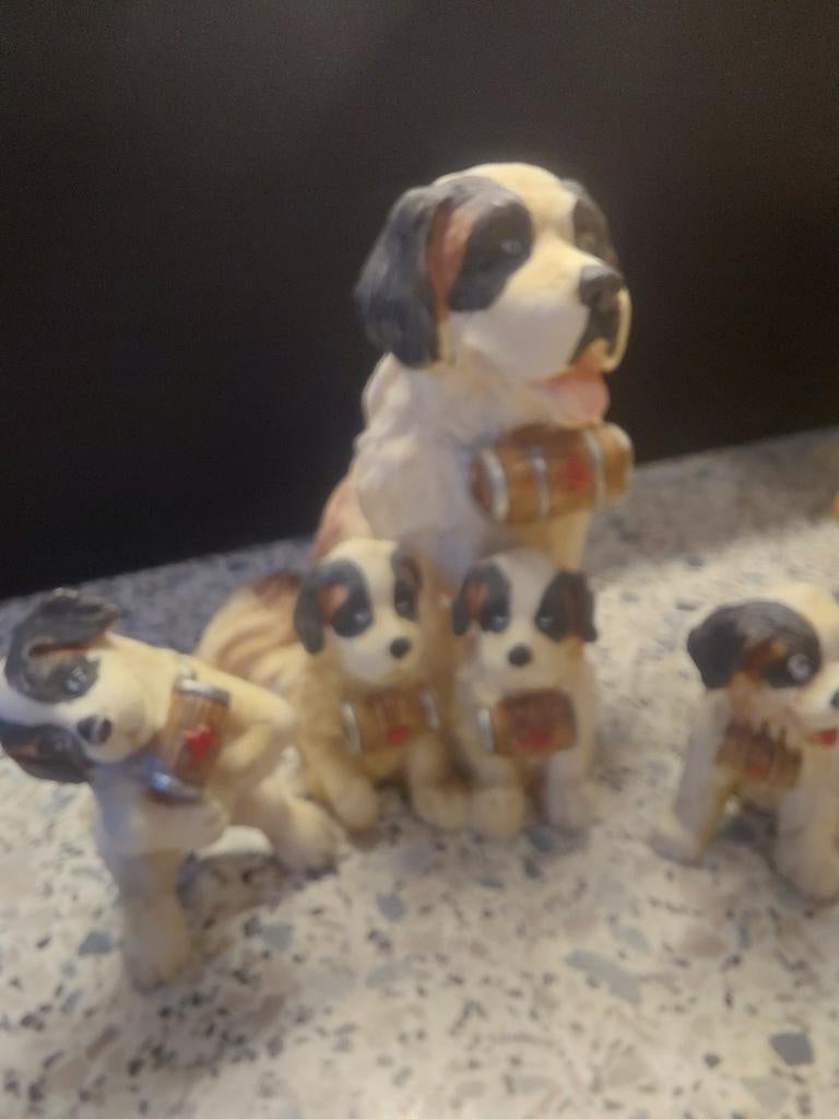 Sint Bernard, Verzamelen, Beelden en Beeldjes, Ophalen of Verzenden, Dier