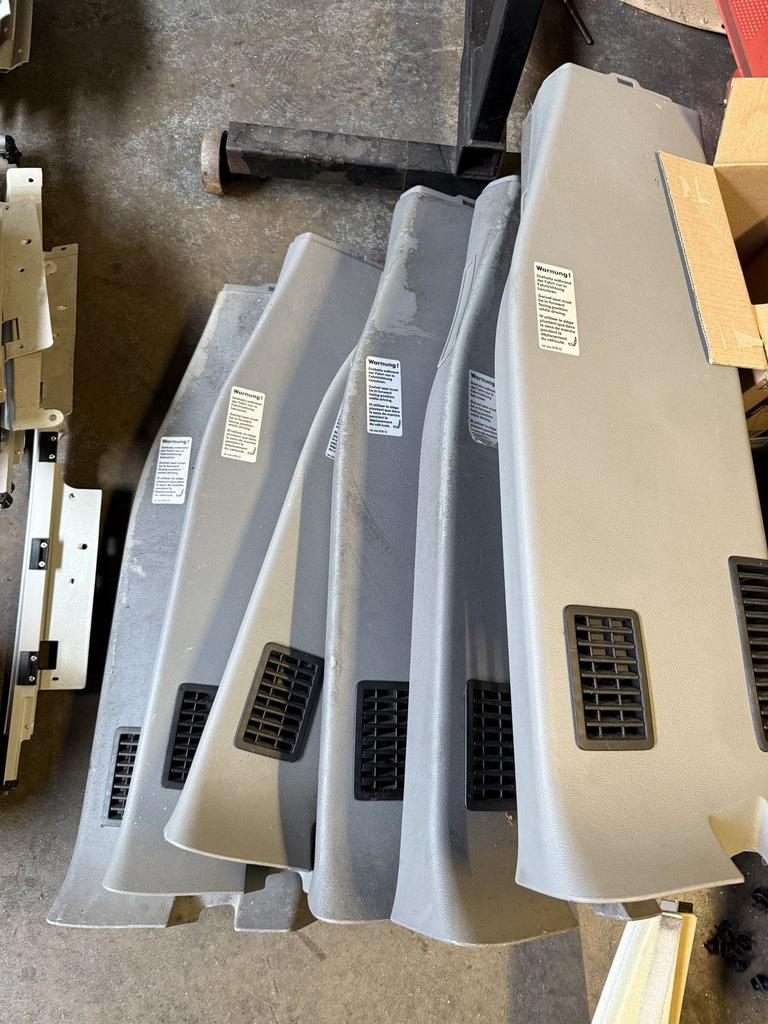 Volkswagen T5 T6 California B-Style Rechts 7H1867292, Gebruikt, -, Volkswagen, -