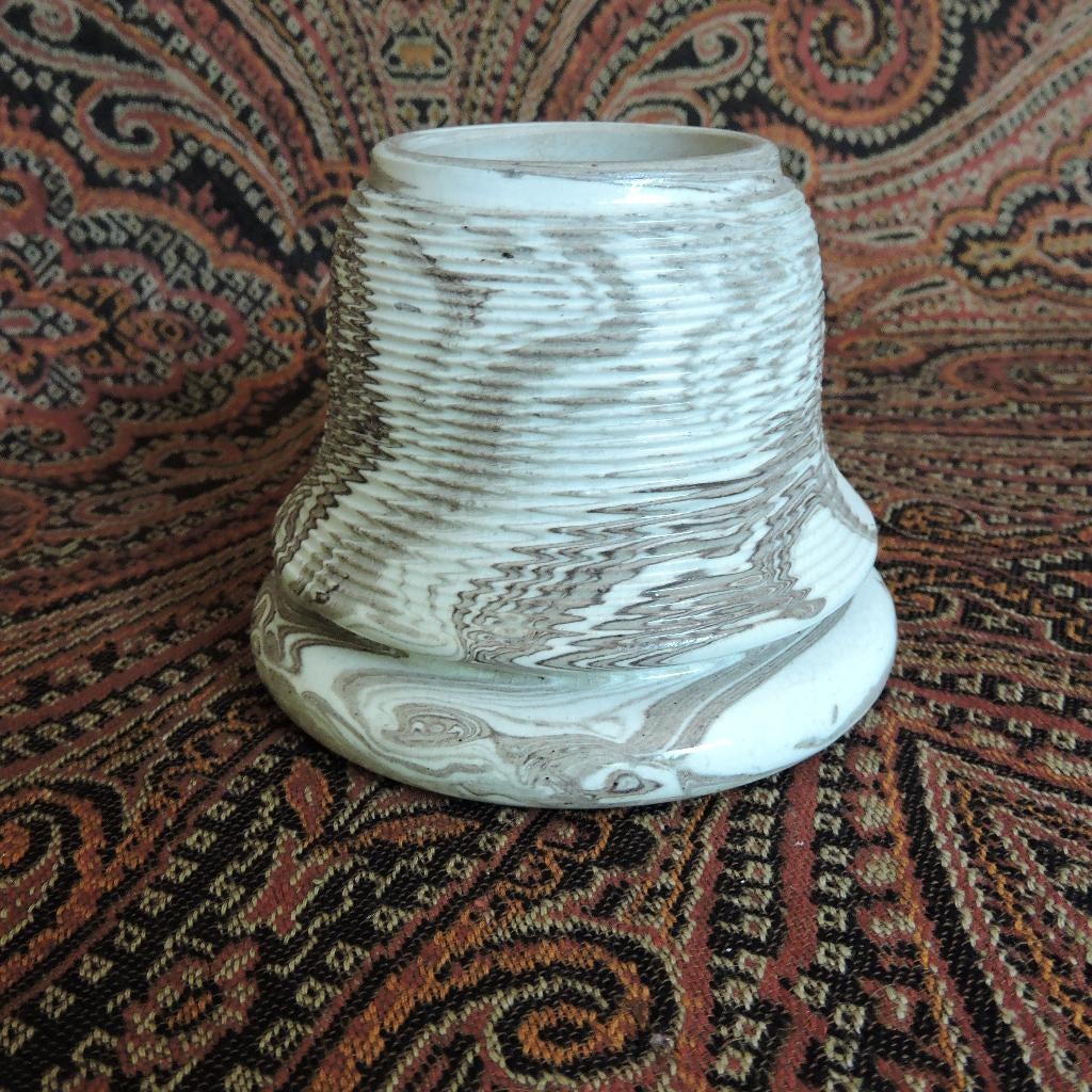 Antiek pyrogene luciferhouder gemarmerd keramiek bakje, Ophalen of Verzenden