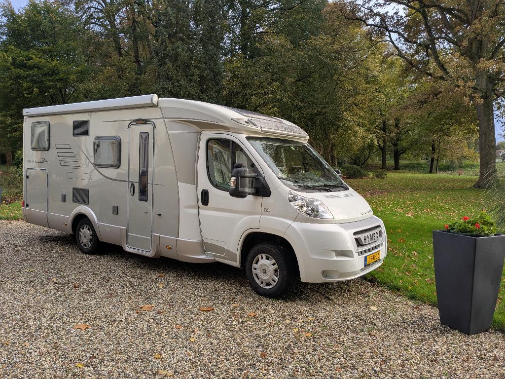 camper  Hymer T674 CL exclusive line te koop, Buscamper of Camperbus, Particulier, Hymer, Tot en met 4