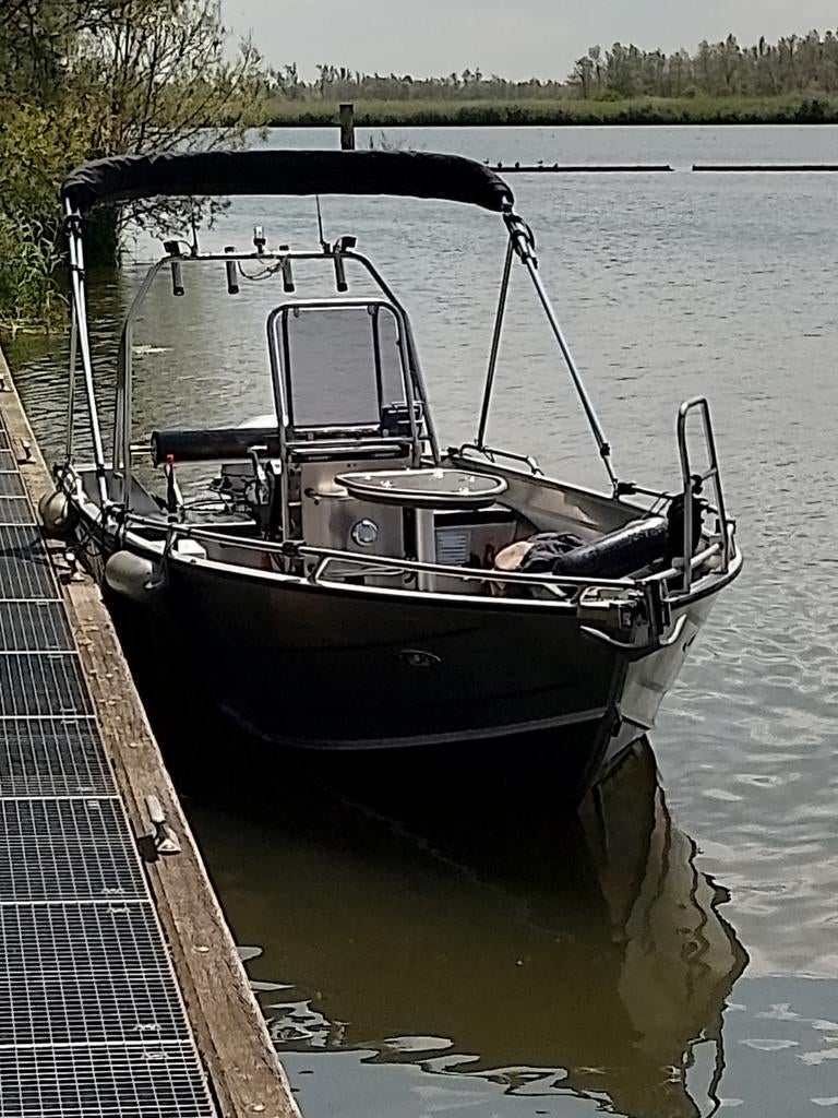 Aluminium visboot Qwest 500, Ophalen, 10 tot 30 pk, Aluminium, 3 tot 6 meter