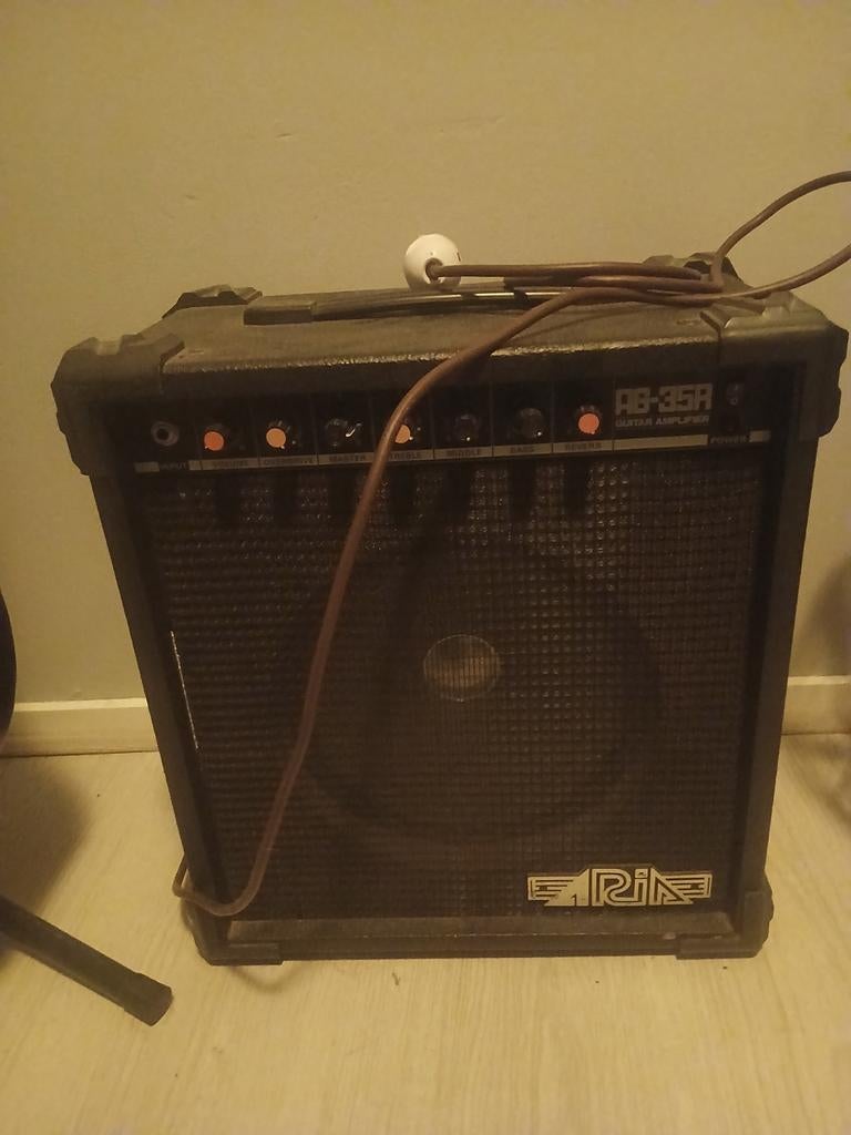 versterker, Muziek en Instrumenten, Versterkers | Bas en Gitaar, Ophalen, Gebruikt, Minder dan 50 watt