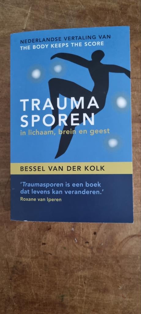 Traumasporen - Bessel van der Kolk, Boeken, Ophalen of Verzenden, Zo goed als nieuw, Klinische psychologie, Bessel van der Kolk