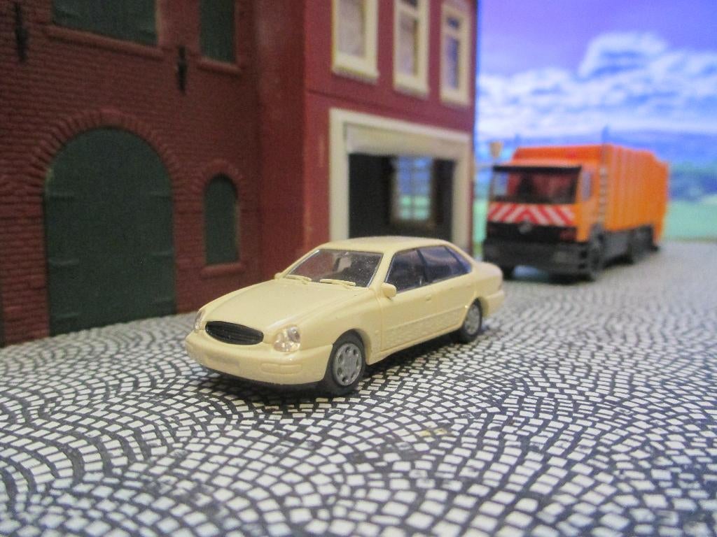 Ford Scorpio Mk.2 - Rietze creme, Hobby en Vrije tijd, Ophalen of Verzenden, Zo goed als nieuw, Auto, Rietze