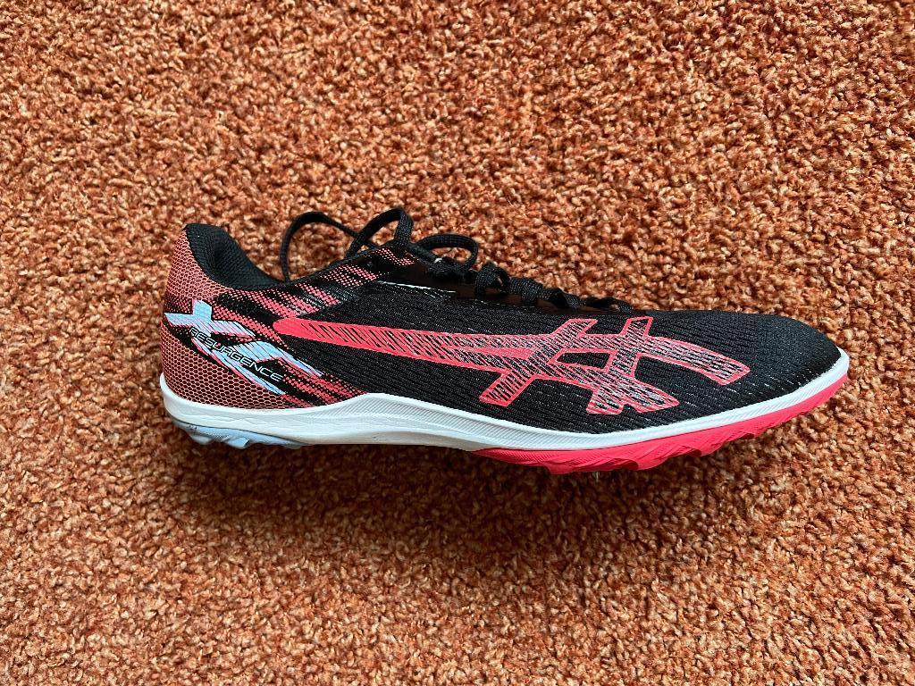 Asics spikes atletiek, Sport en Fitness, Loopsport en Atletiek, Ophalen of Verzenden, Zo goed als nieuw, Spikes, Hardlopen