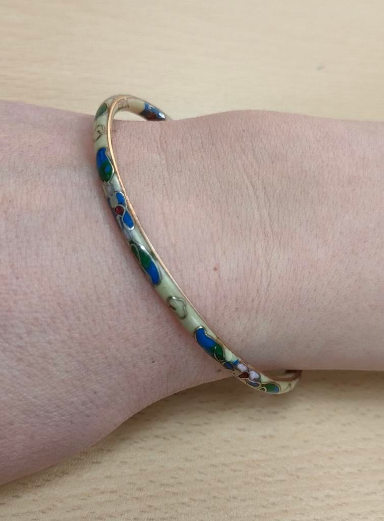 Vintage dunne gekleurde cloisonne floral bangle armband, Ophalen of Verzenden, Zo goed als nieuw