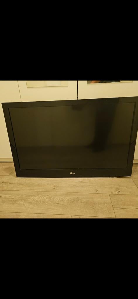 LG 42 inch TV met Scart aansluiting, Audio, Tv en Foto, Televisies, Ophalen, Gebruikt, LCD, 100 cm of meer
