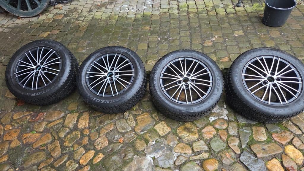 4 winterbanden met aluminium velg met TPMS sensoren, Ophalen, Mazda